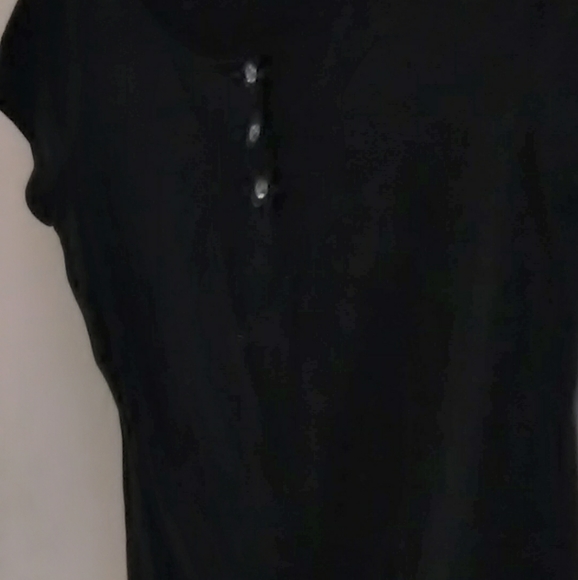 Sexy scoop neck T-shirt with three large crystals - Picture 1 of 4